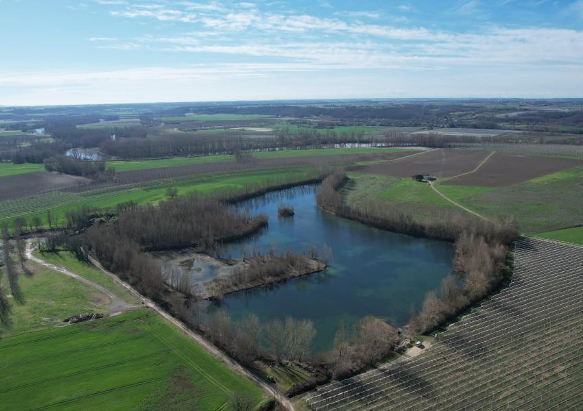 Ancienne gravière de 12 ha proche de Toulouse