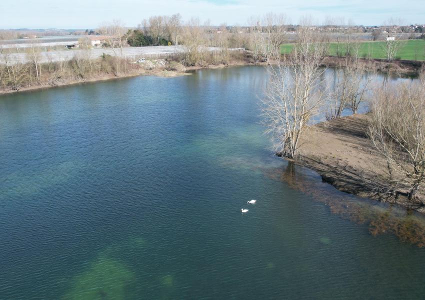Ancienne gravière de 12 ha proche de Toulouse